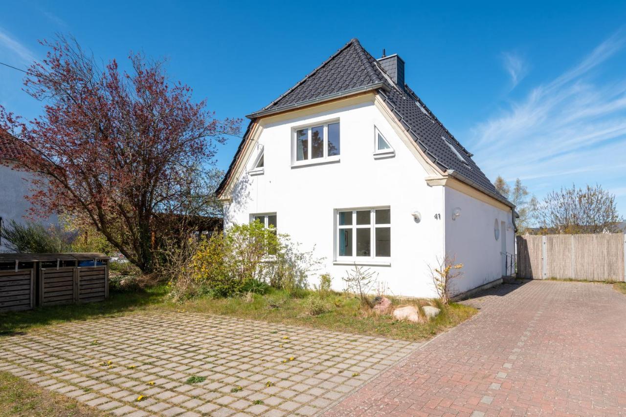 Ferienwohnung Brombeere Mit Grossem Garten Und Balkon Graal-Mueritz Buitenkant foto